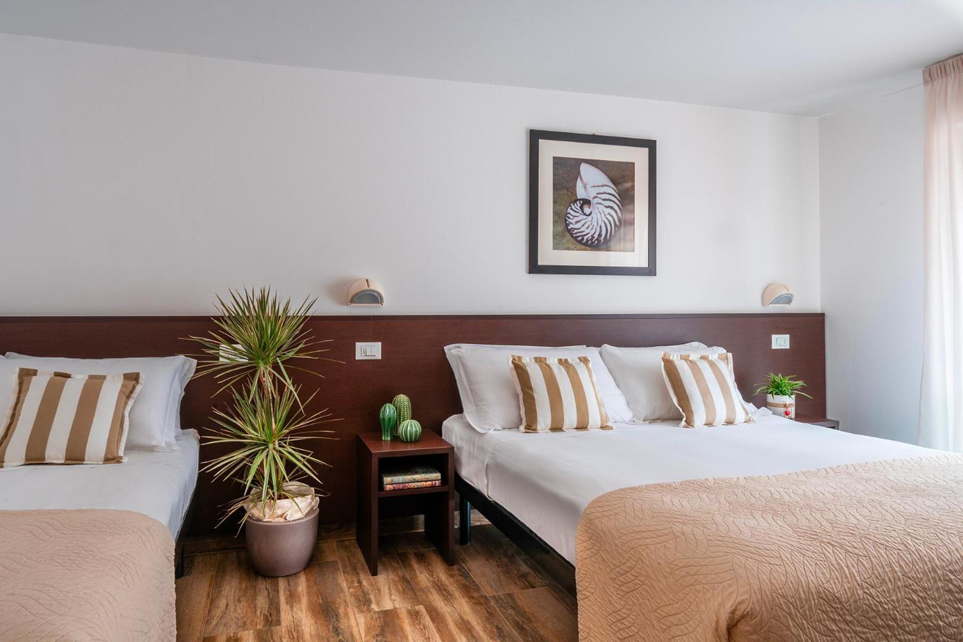 Hotel Carmen Riccione Eksteriør billede