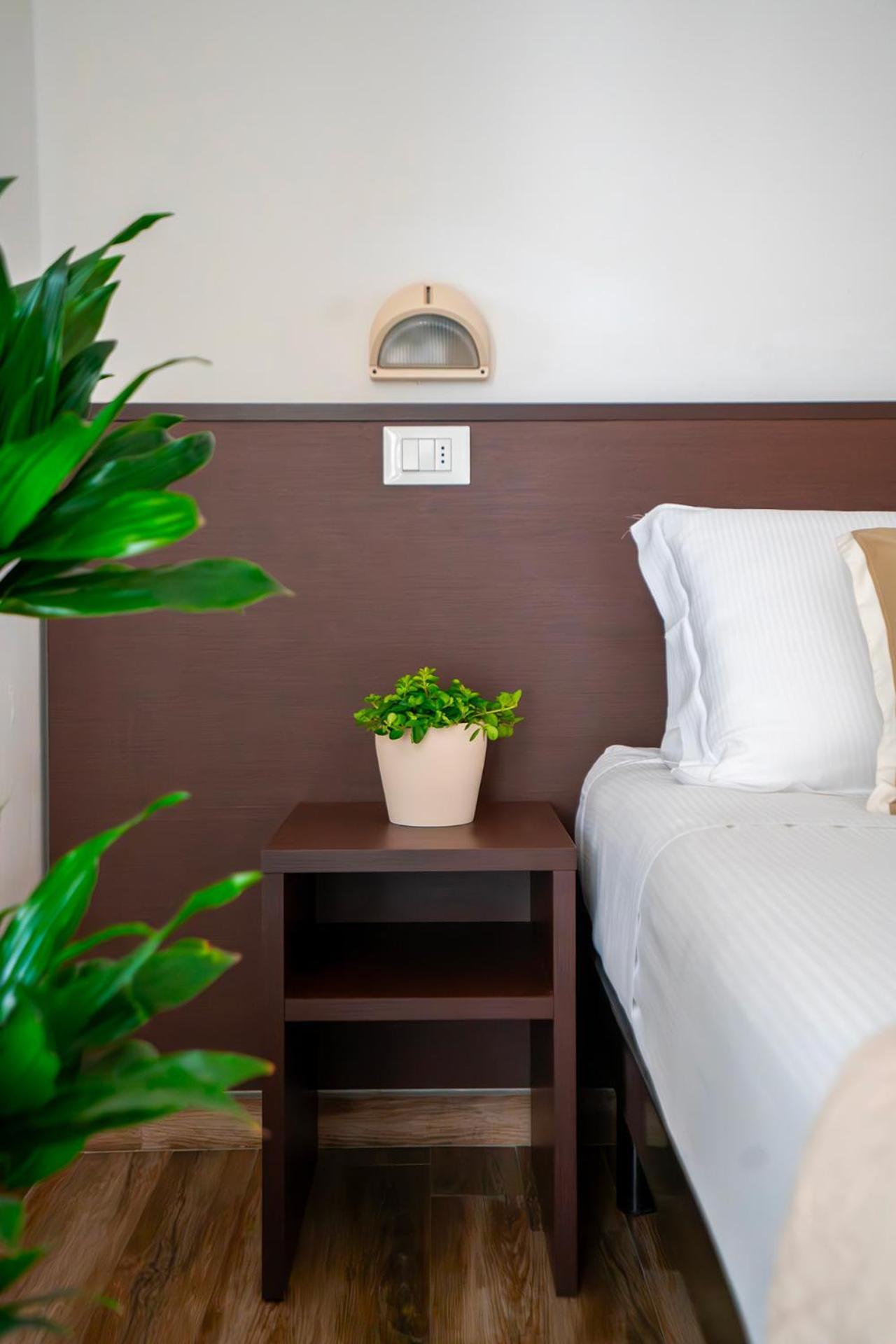 Hotel Carmen Riccione Eksteriør billede