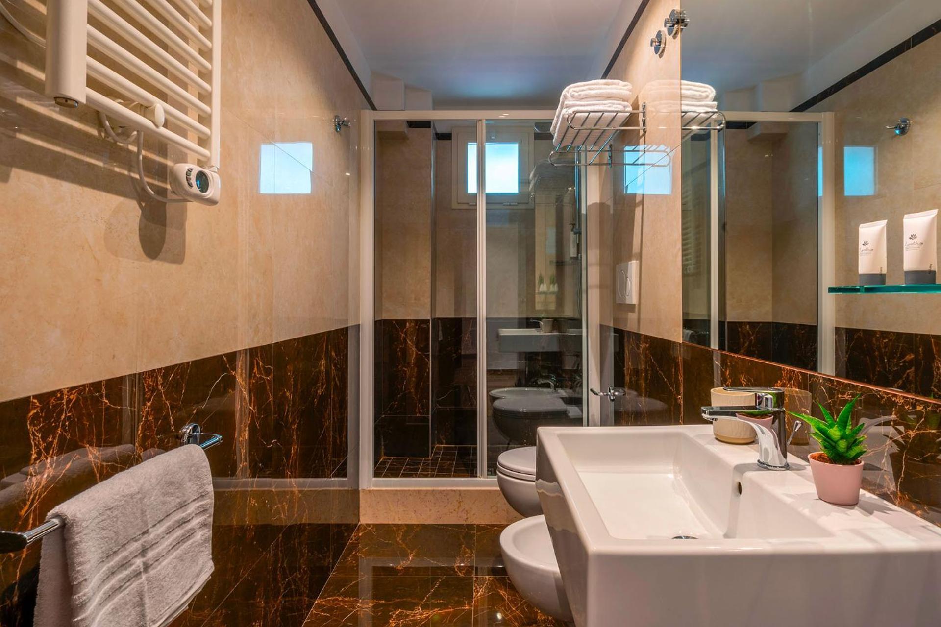 Hotel Carmen Riccione Eksteriør billede