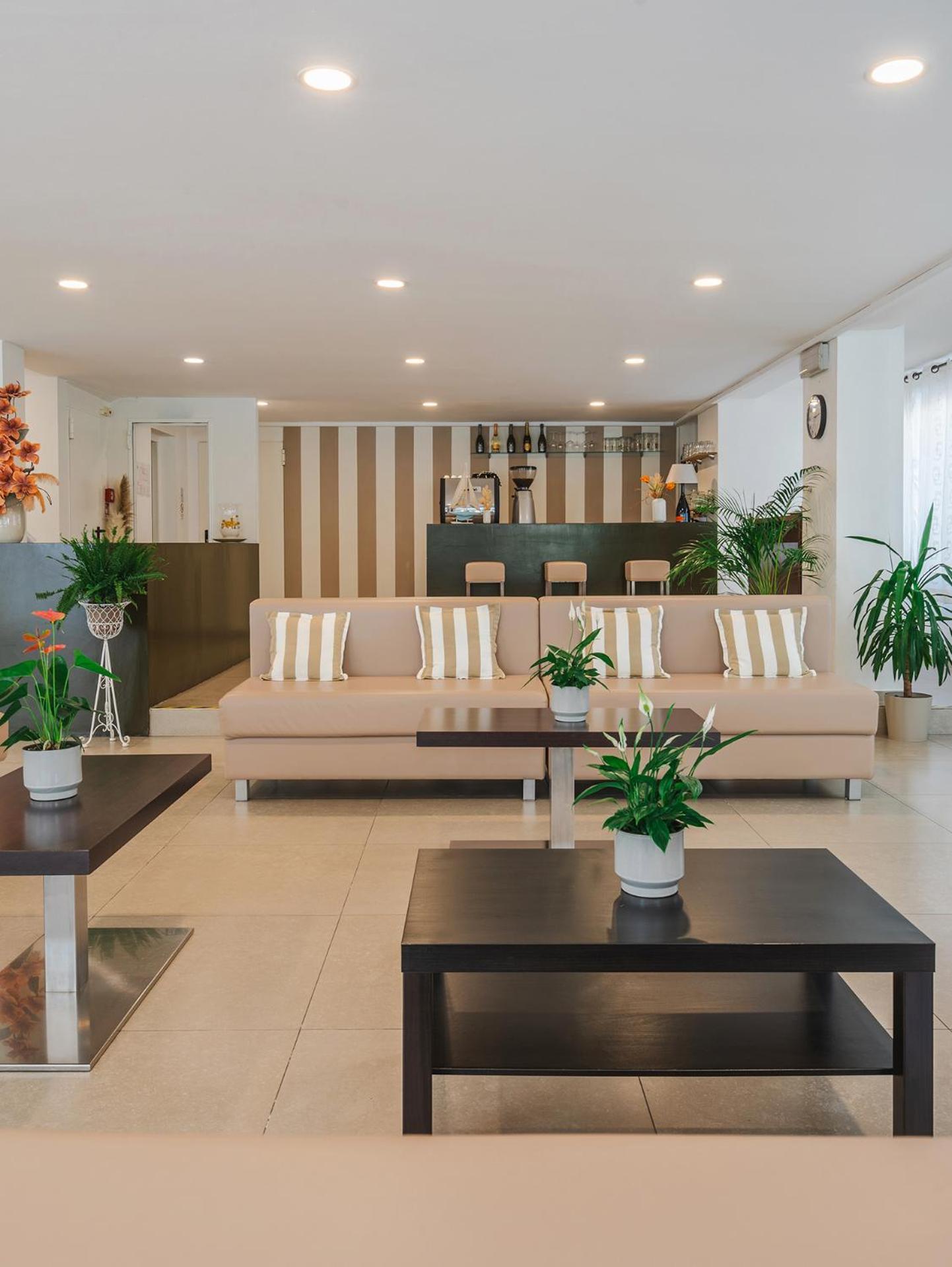 Hotel Carmen Riccione Eksteriør billede